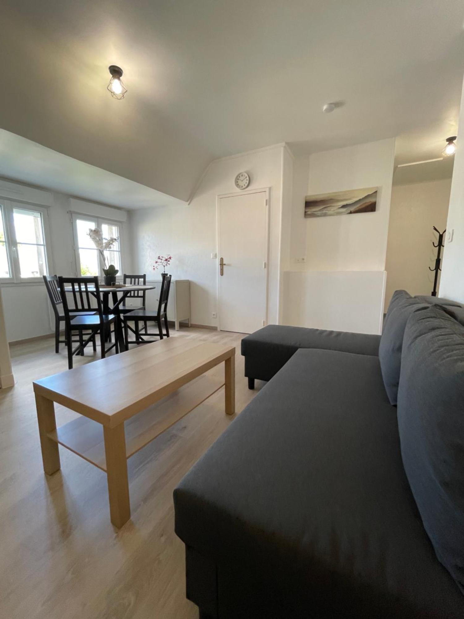 Appartement Renove Tout Equipe, Centre Ville, Proche De La Gare Et Commerce 弗莱尔 外观 照片