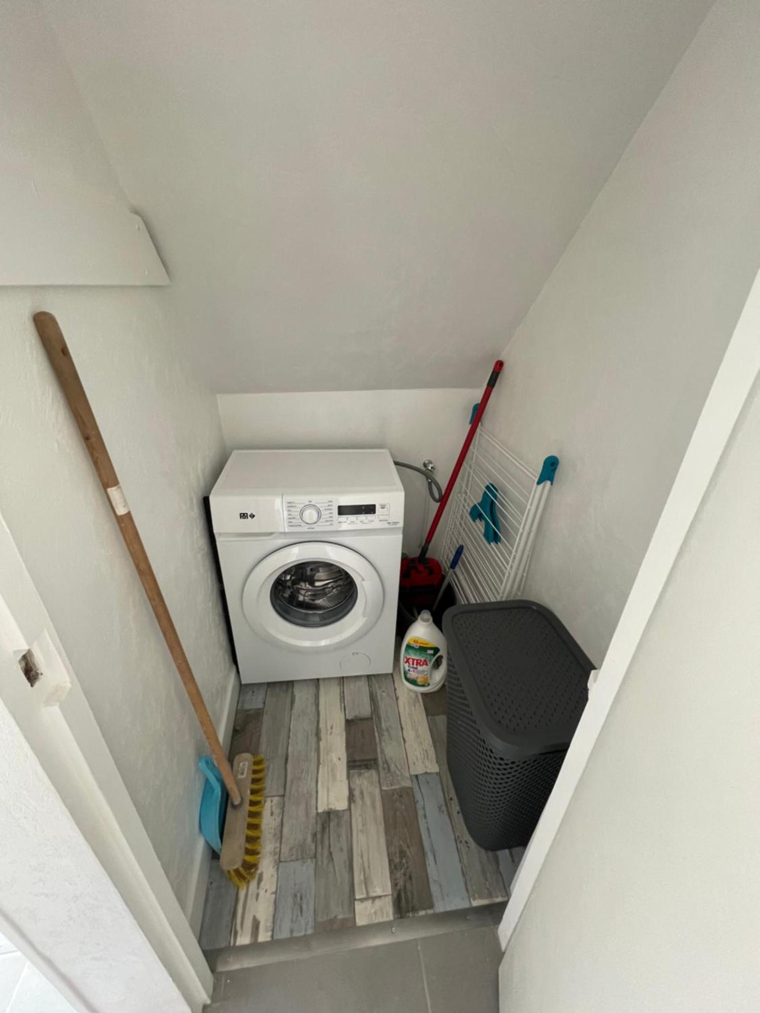 Appartement Renove Tout Equipe, Centre Ville, Proche De La Gare Et Commerce 弗莱尔 外观 照片